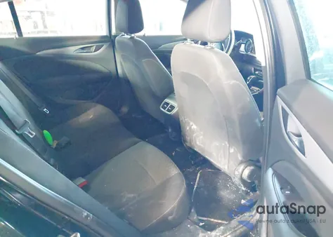 2018 Buick Regal Sportback Preferred z USA, uszkodzony, nr VIN W04GL6SX9J1130772